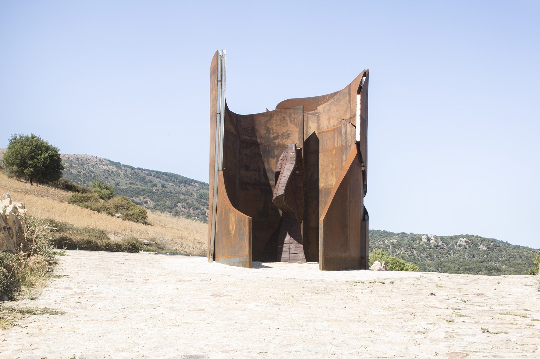 Dopo il restauro_Una curva gettata alle spalle del tempo_Paolo Schiavocampo (9)