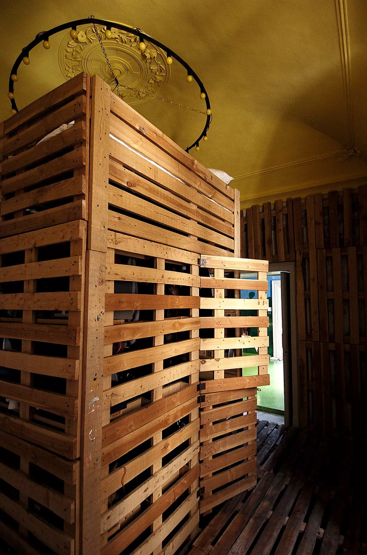 Sislej Xhafa (Filippine)